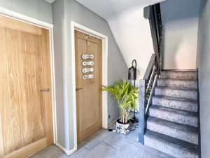 Photo 29- click for photo gallery